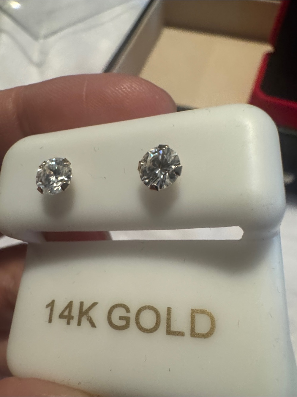 Moissanite earrings in 14k gold - Picture 5 of 5